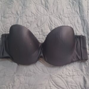 Maidenform strapless bra size 38C